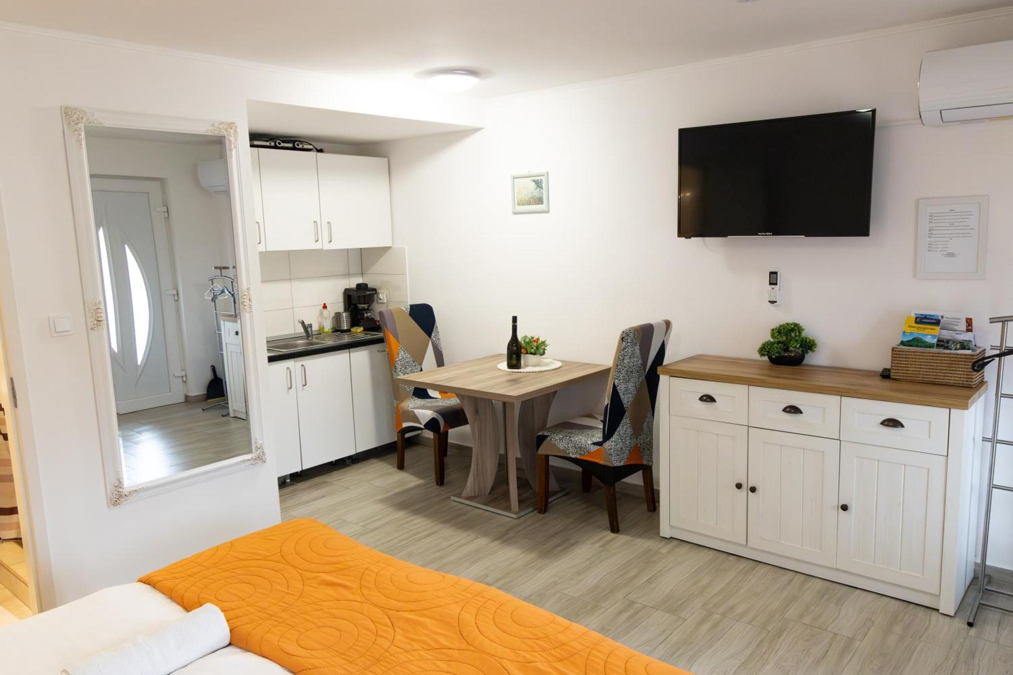 Apartament Kincso Vendeghaz Sárospatak Zewnętrze zdjęcie